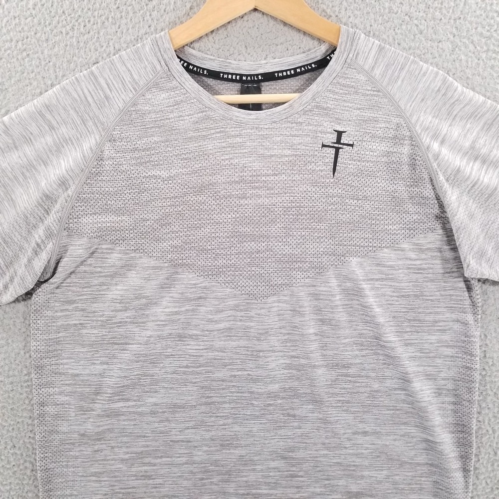 Three Nails Shirt Mens Large Gray Short Sleeve Performance Gym Training Running